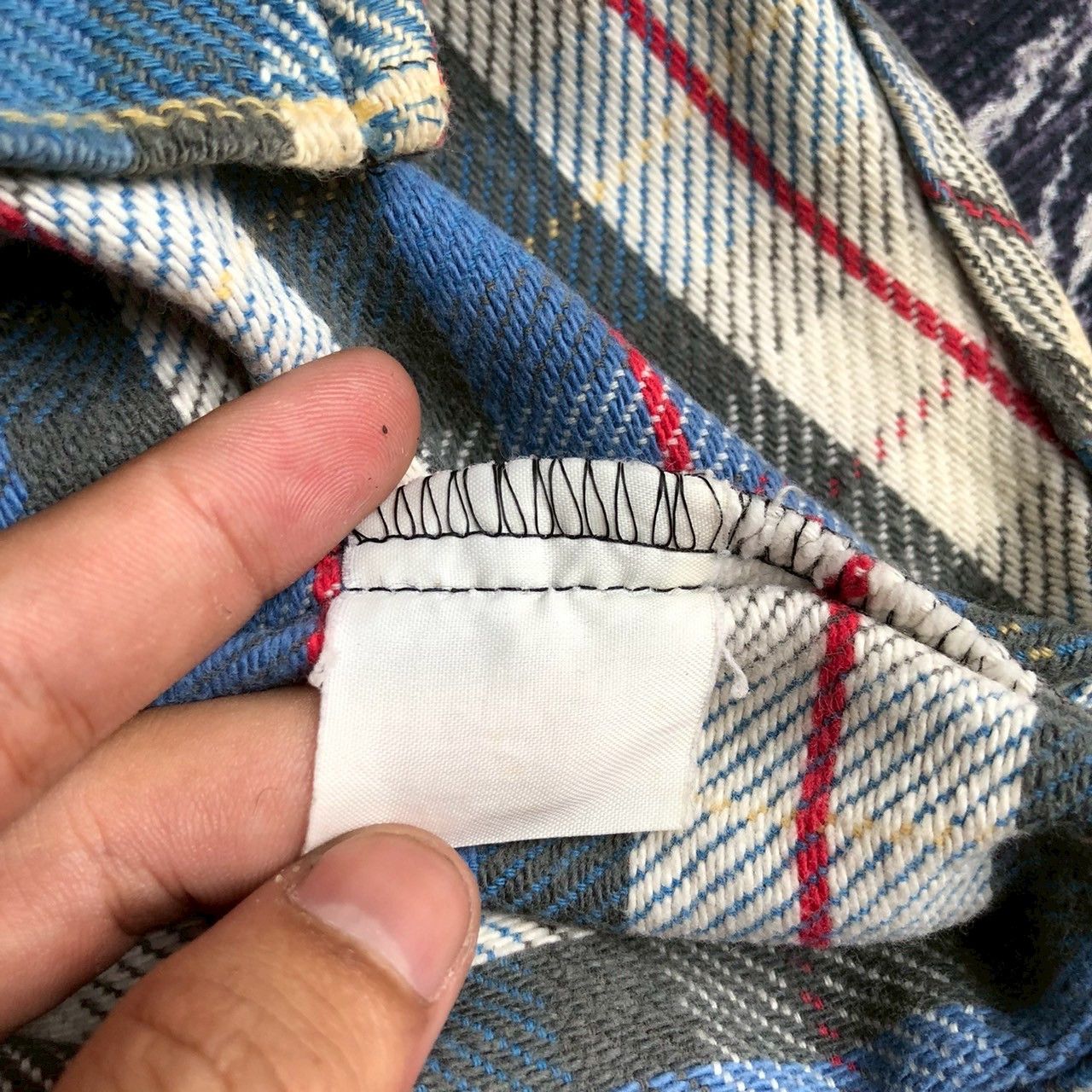 Levi's Vintage 90s Levi’s Alaska Plaid Sleeveless Flannel Shirt Size US L / EU 52-54 / 3 - 8 Thumbnail