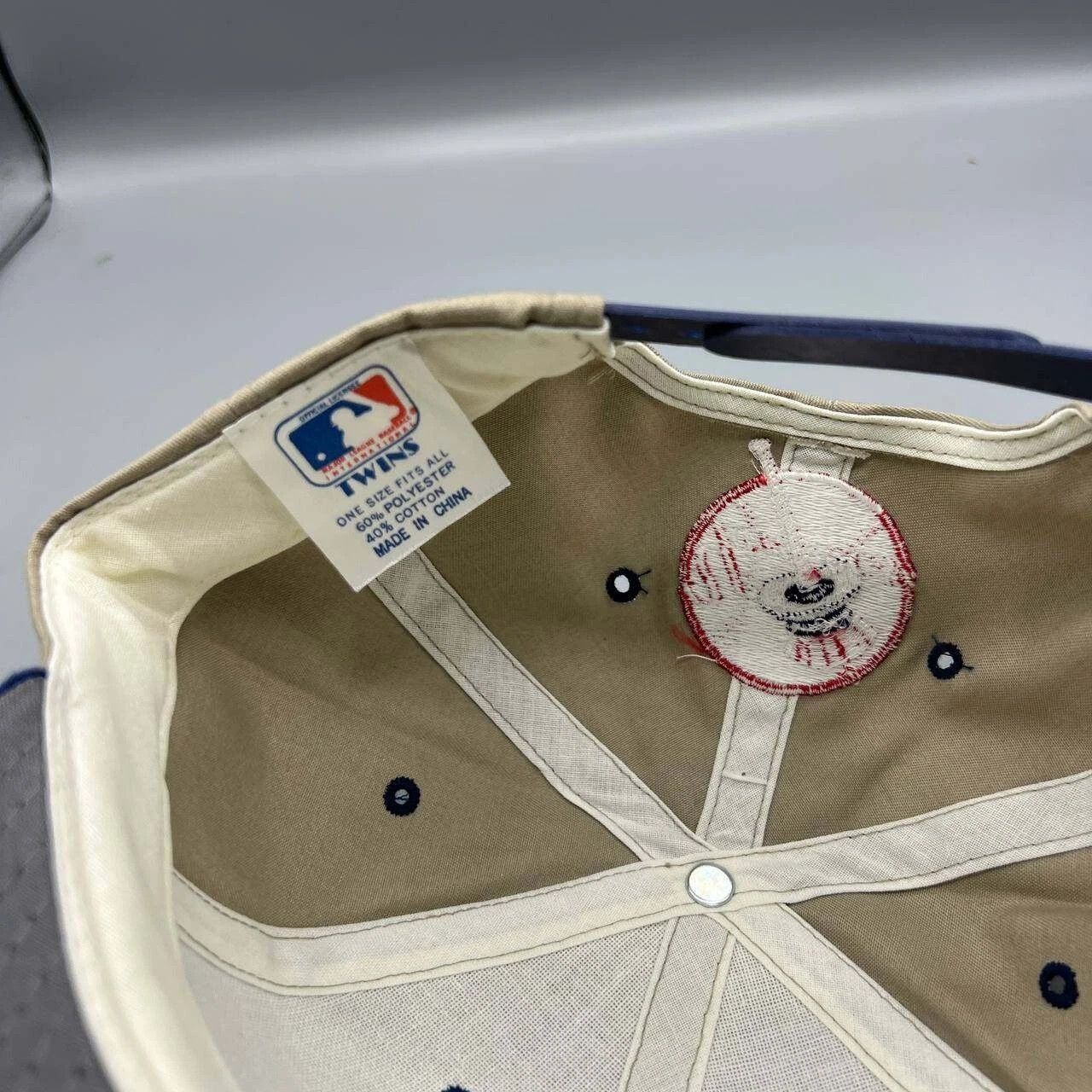 Twins Enterprise Inc. × Vintage New York Yankees Hat Men Twins Enterprise MLB Snap Back Cap Size ONE SIZE - 4 Thumbnail