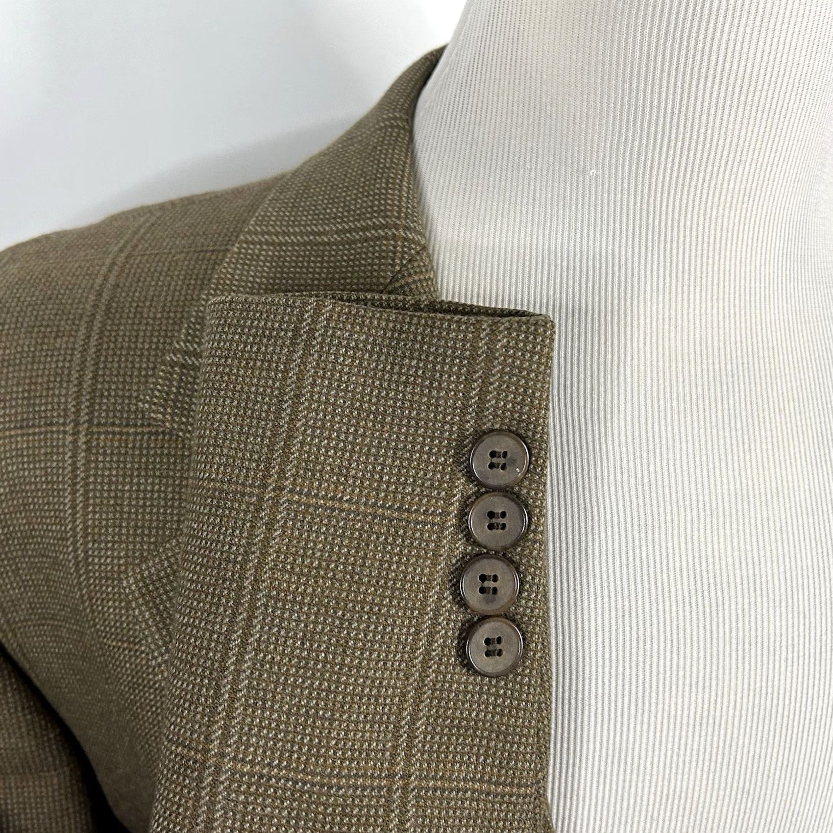 Calvin Klein Calvin Klein Sport Coat 44L Wool Beige Plaid Two-Button Lined Jacket Mens Jacket Notch Lapel Single-Breasted 100% Worsted Wool Vintage Size US XS / EU 42 / 0 - 5 Thumbnail