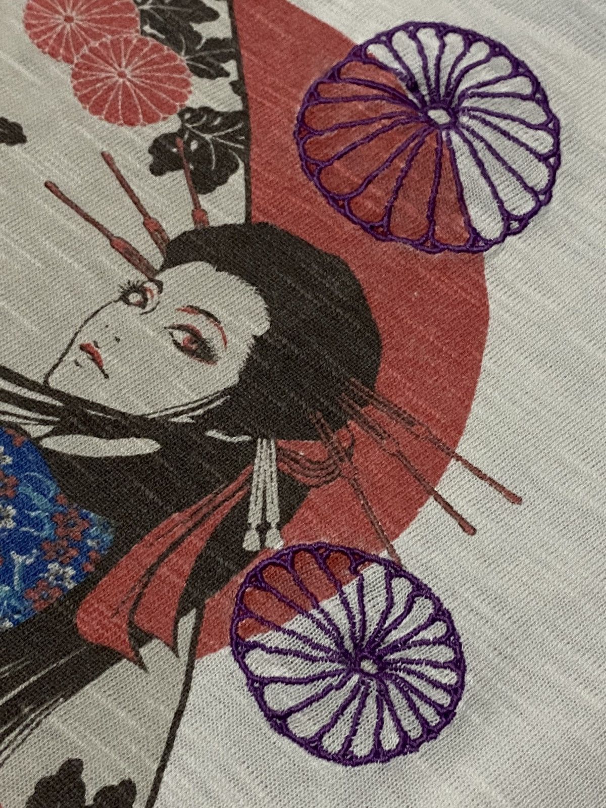 Hysteric Glamour Japan Kissmark Embroidered Floral Sexy Surf Girl Tee Size US L / EU 52-54 / 3 - 9 Thumbnail