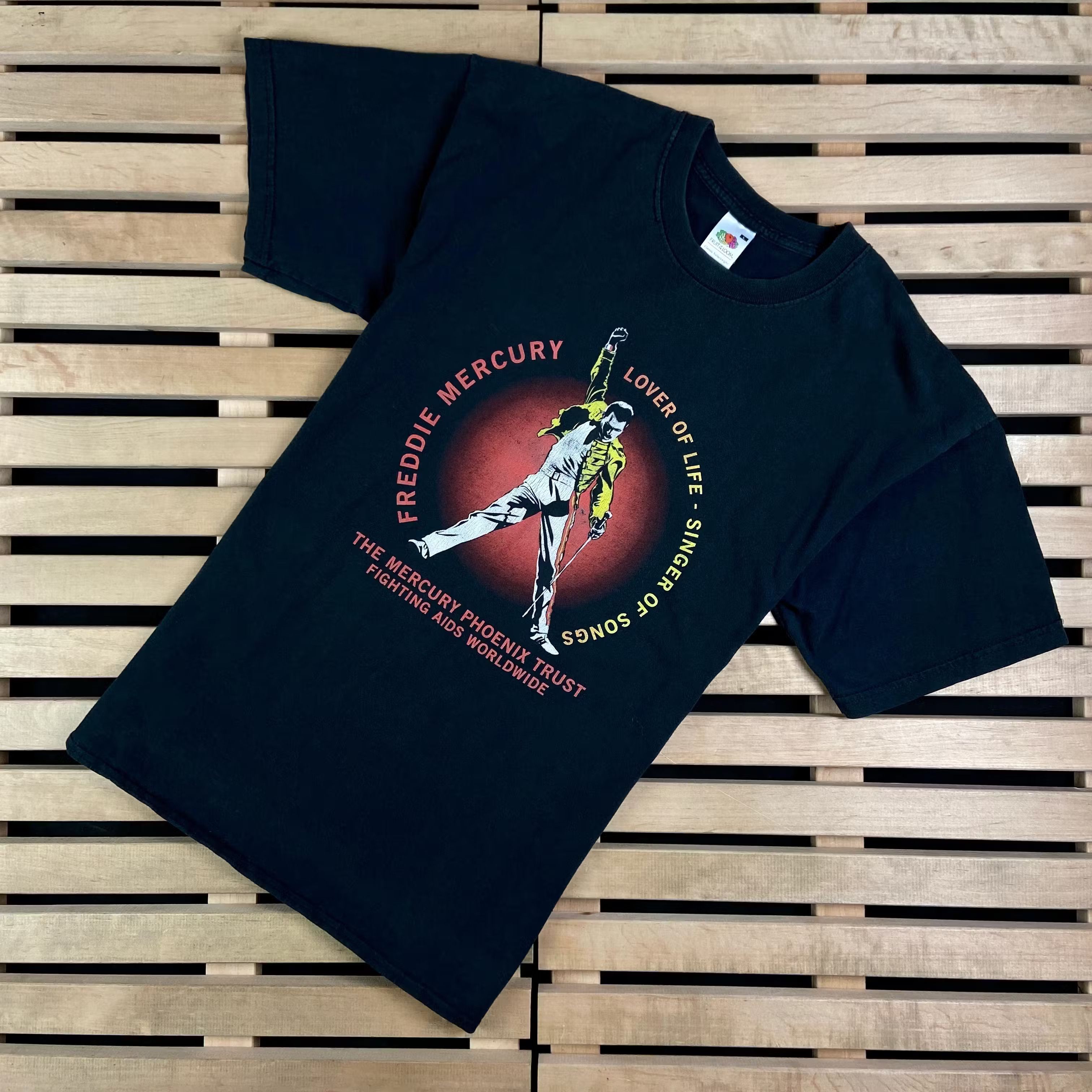 Band Tees × Vintage Mens Vintage T Shirt Freddie Mercury 2005 Size L Size US L / EU 52-54 / 3 - 1 Thumbnail