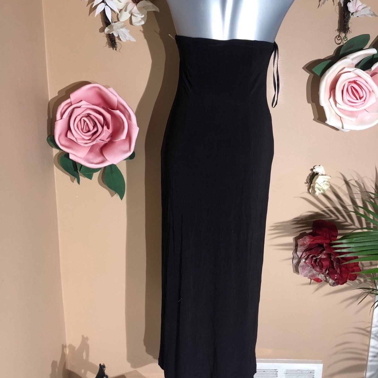 Unknown London Vintage mesh halter,slinky, and beaded at bust Size M / US 6-8 / IT 42-44 - 8 Thumbnail