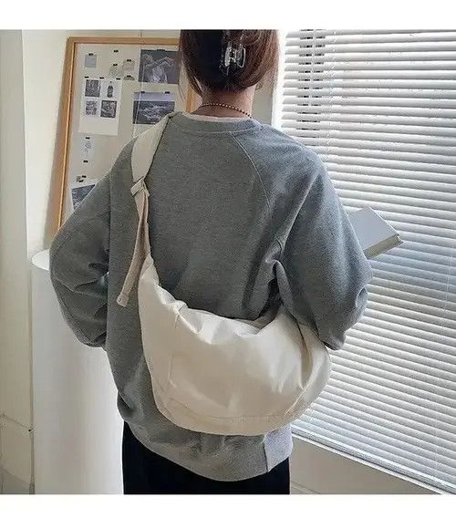 Japanese Brand Unisex Fashion Crossbody Dumpling Bag Size ONE SIZE - 3 Thumbnail
