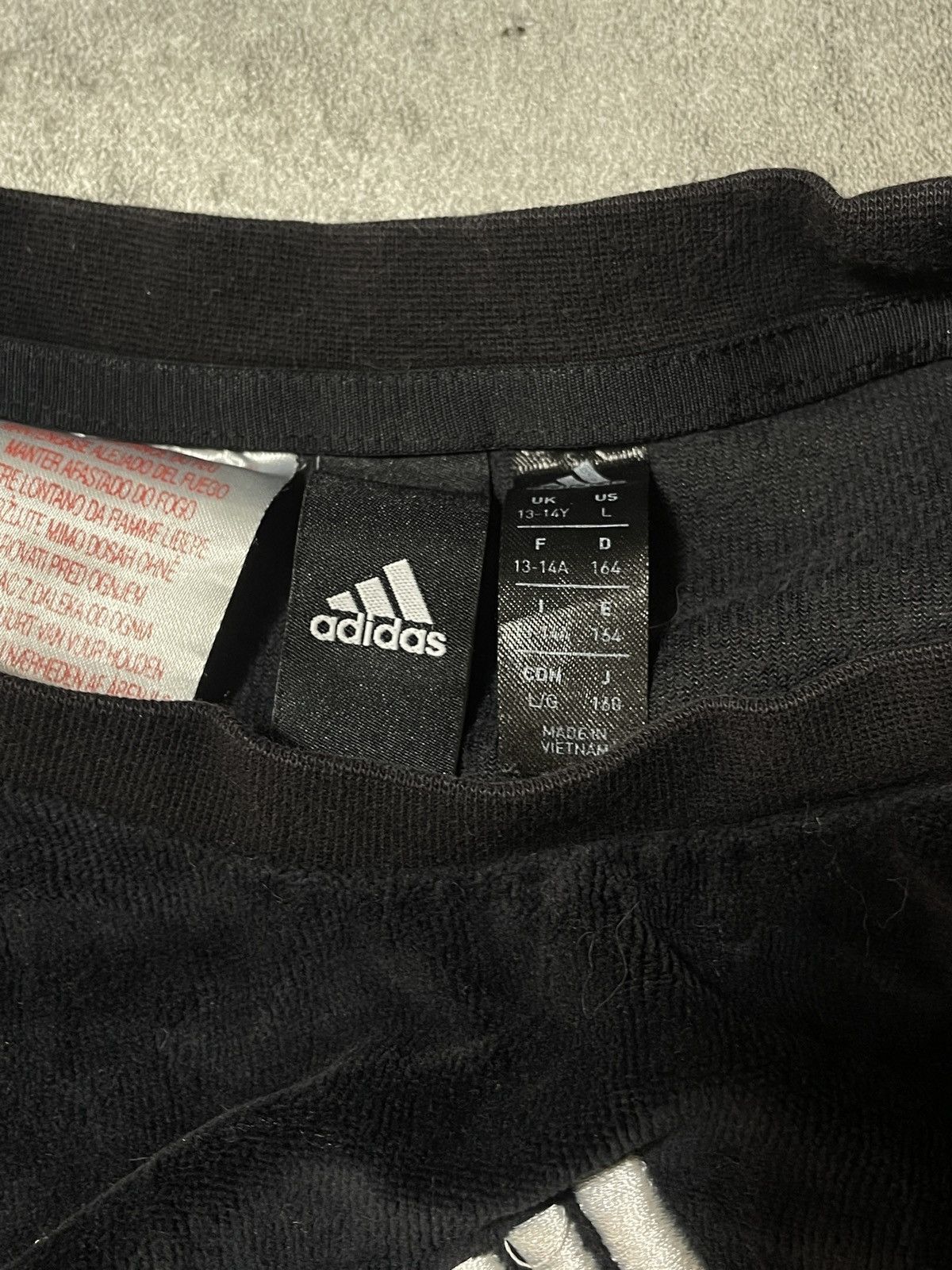 Adidas 🔥Offers🔥Adidas Sweatshirt Center Logo Streetwear Size US XS / EU 42 / 0 - 4 Thumbnail
