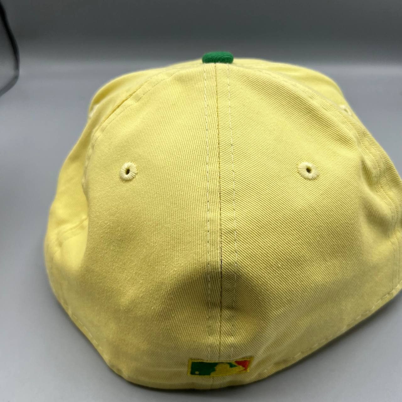 Los Angeles LA Dodgers Hat Men 7 3/8 Yellow Green MLB Fitted