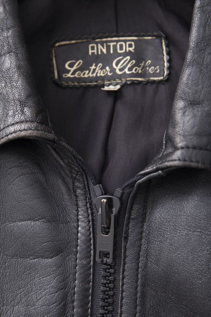 Vintage 1970's black leather jacket Size US M / EU 48-50 / 2 - 6 Thumbnail