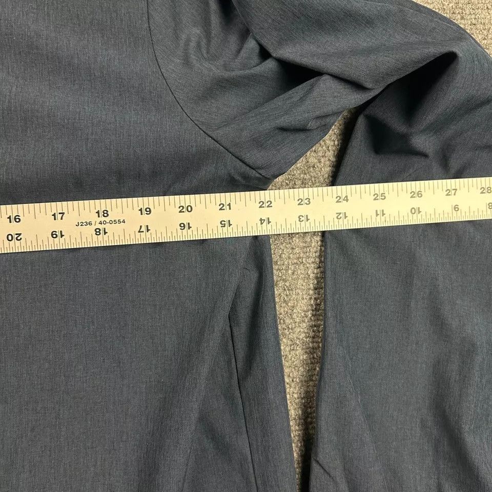 TravisMathew Travis Mathew Jacket Mens Large Full Zip Lightweight Size US L / EU 52-54 / 3 - 4 Thumbnail