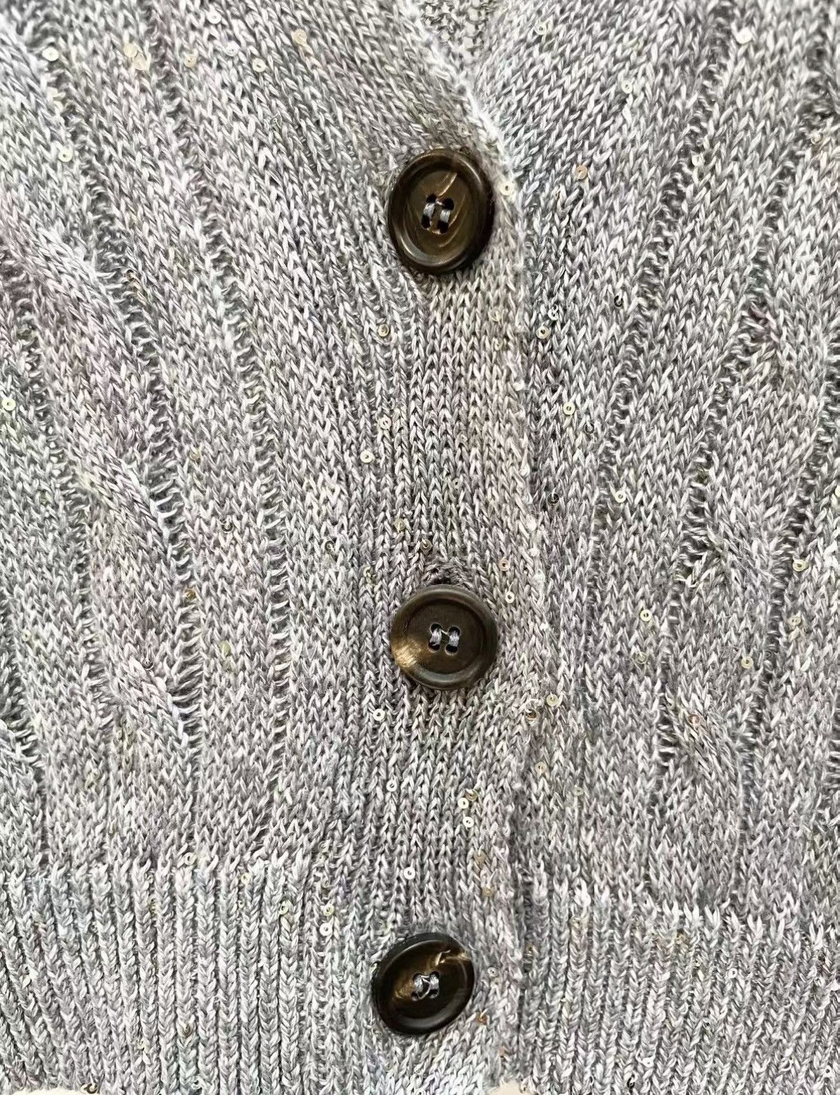 Brunello Cucinelli Brunello Cucinelli Sequin Embellished Knit Cardigan J33 Size XS / US 0-2 / IT 36-38 - 3 Thumbnail