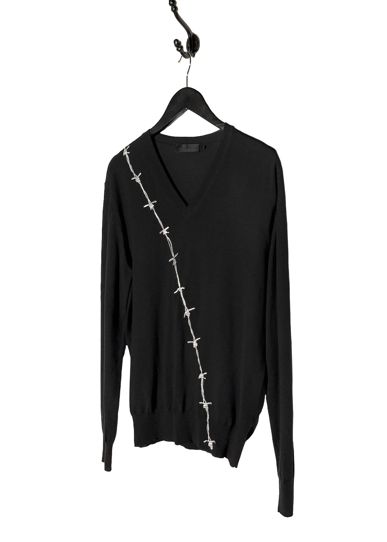 Alexander McQueen Alexander McQueen Barbed Wire Embroidery V-neck Wool Sweater Size US L / EU 52-54 / 3 - 2 Thumbnail