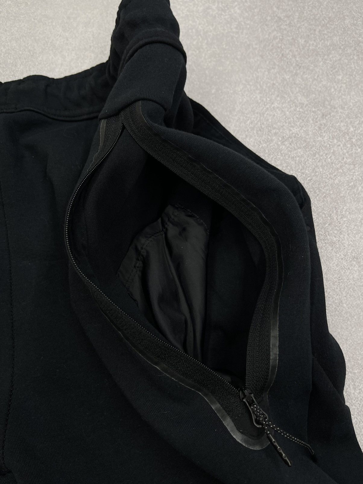 Nike Mens Nike Tech Fleece Black Sweatpants Drill Y2K ACG TN Size US 30 / EU 46 - 6 Thumbnail