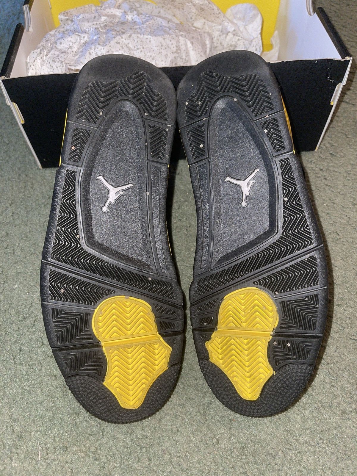 Jordan Brand Air Jordan 4 Thunder Size US 8.5 / EU 41-42 - 5 Thumbnail