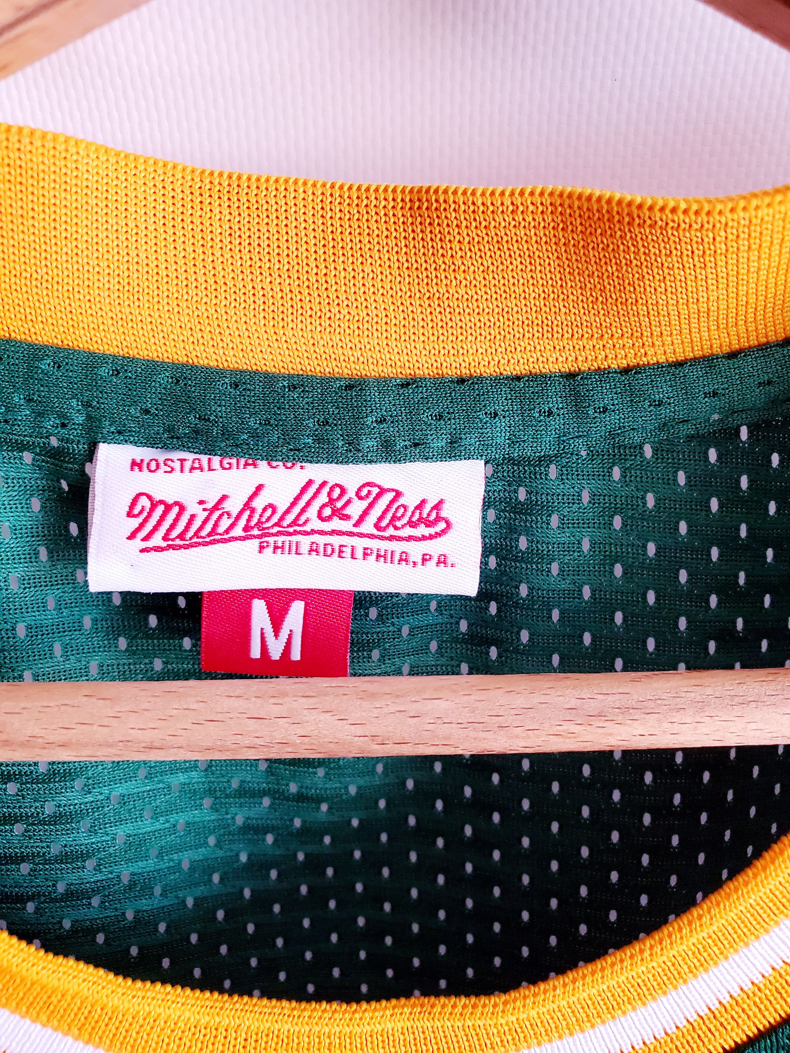 NBA × Vintage NBA Hardwood Classics Sonics Road 1994-95 Payton #20 Jersey Size US M / EU 48-50 / 2 - 4 Thumbnail