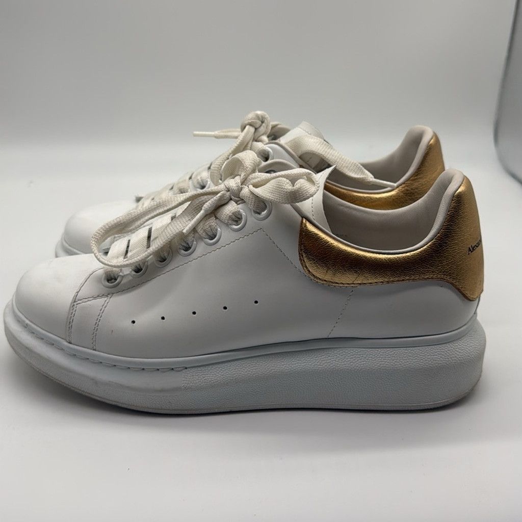 Alexander McQueen Alexander McQueen Metallic Gold & White Lace Up Sneakers 39 Size US 9 / IT 39 - 3 Thumbnail