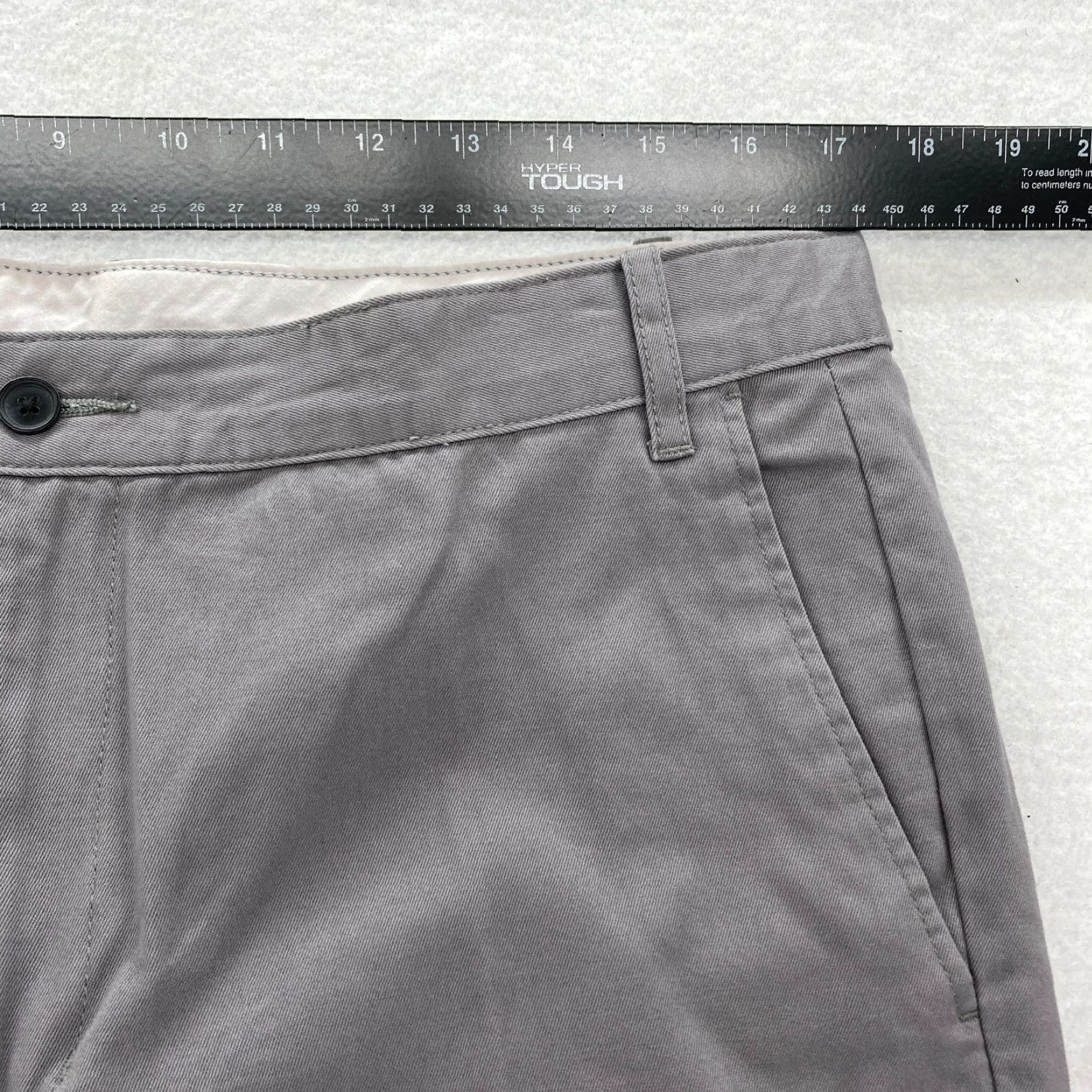 Liz Claiborne Claiborne Chino Pants Mens 34x32 Straight Leg Gray Flat Front Mid Rise Casual Size US 34 / EU 50 - 6 Thumbnail