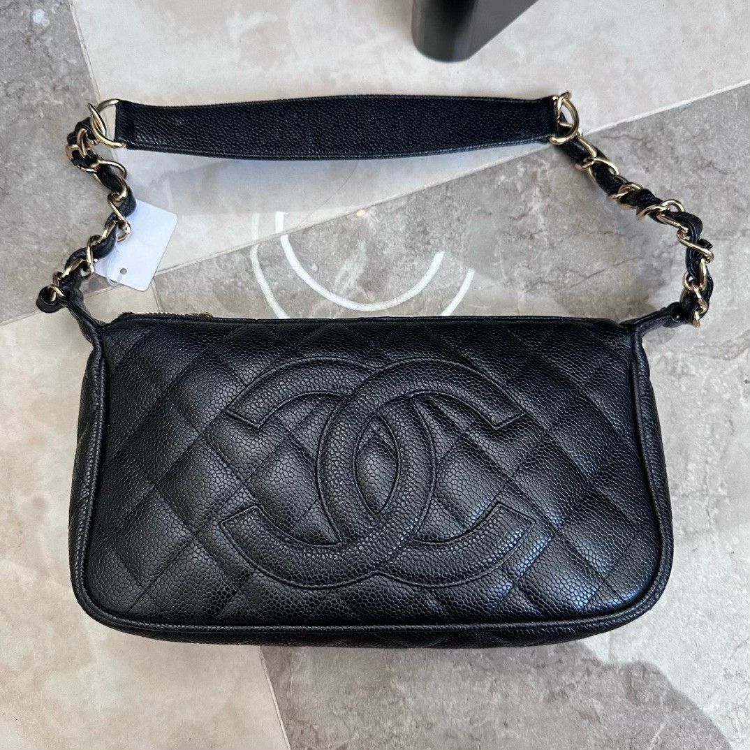 Chanel Pre-loved Bag Very good condition Size ONE SIZE - 1 Thumbnail