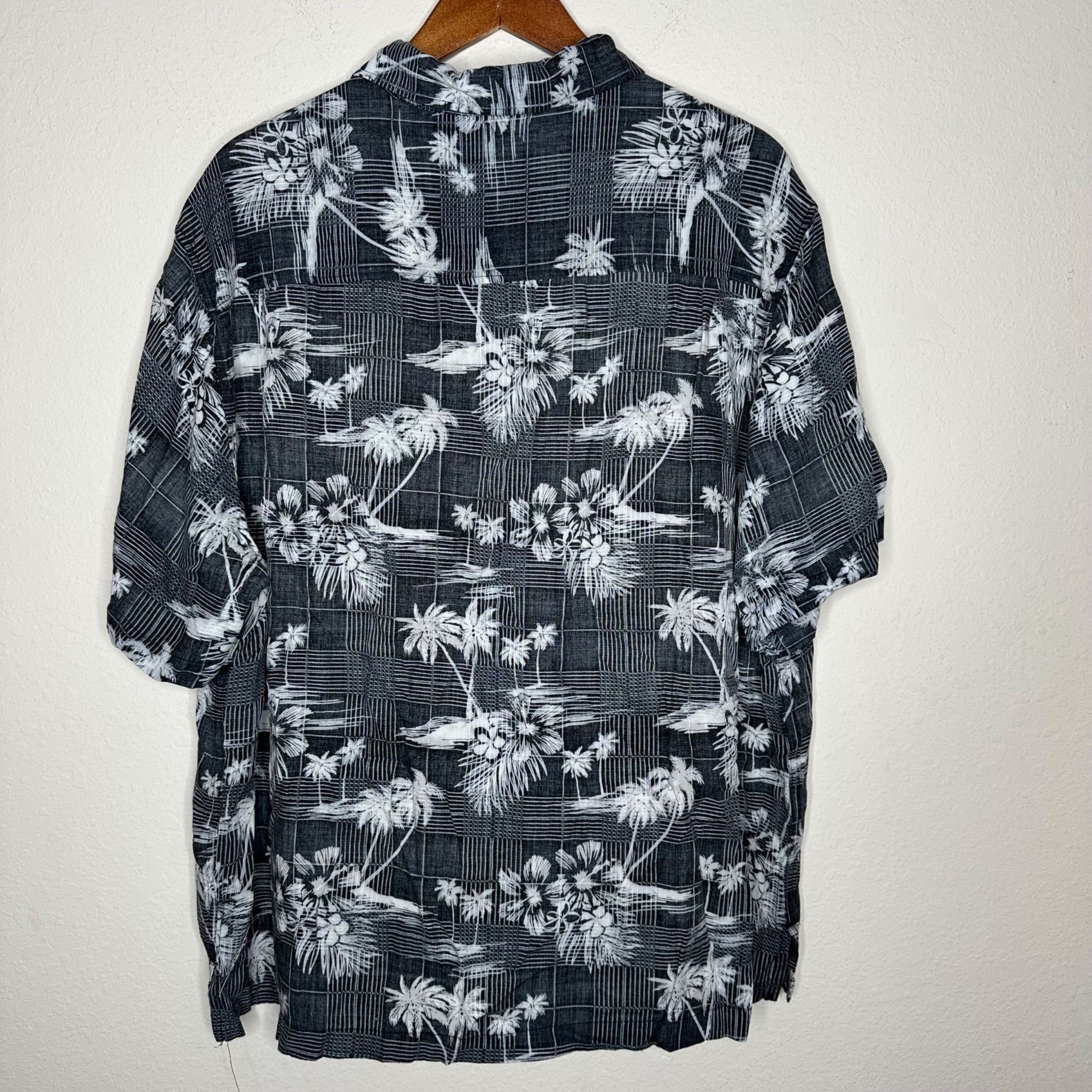Caribbean Caribbean Black Tropical short sleeve button up camp shirt S Size US XXL / EU 58 / 5 - 4 Thumbnail