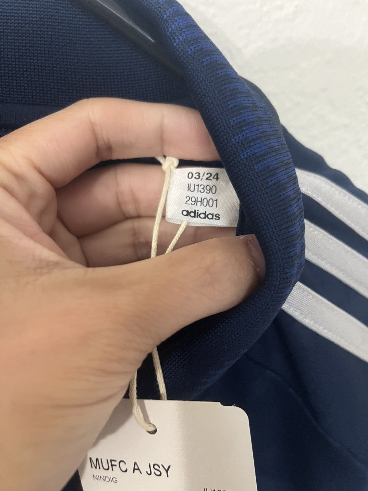 Adidas Adidas Manchester United 2024/25 Soccer Football Jersey Away Size US M / EU 48-50 / 2 - 3 Thumbnail