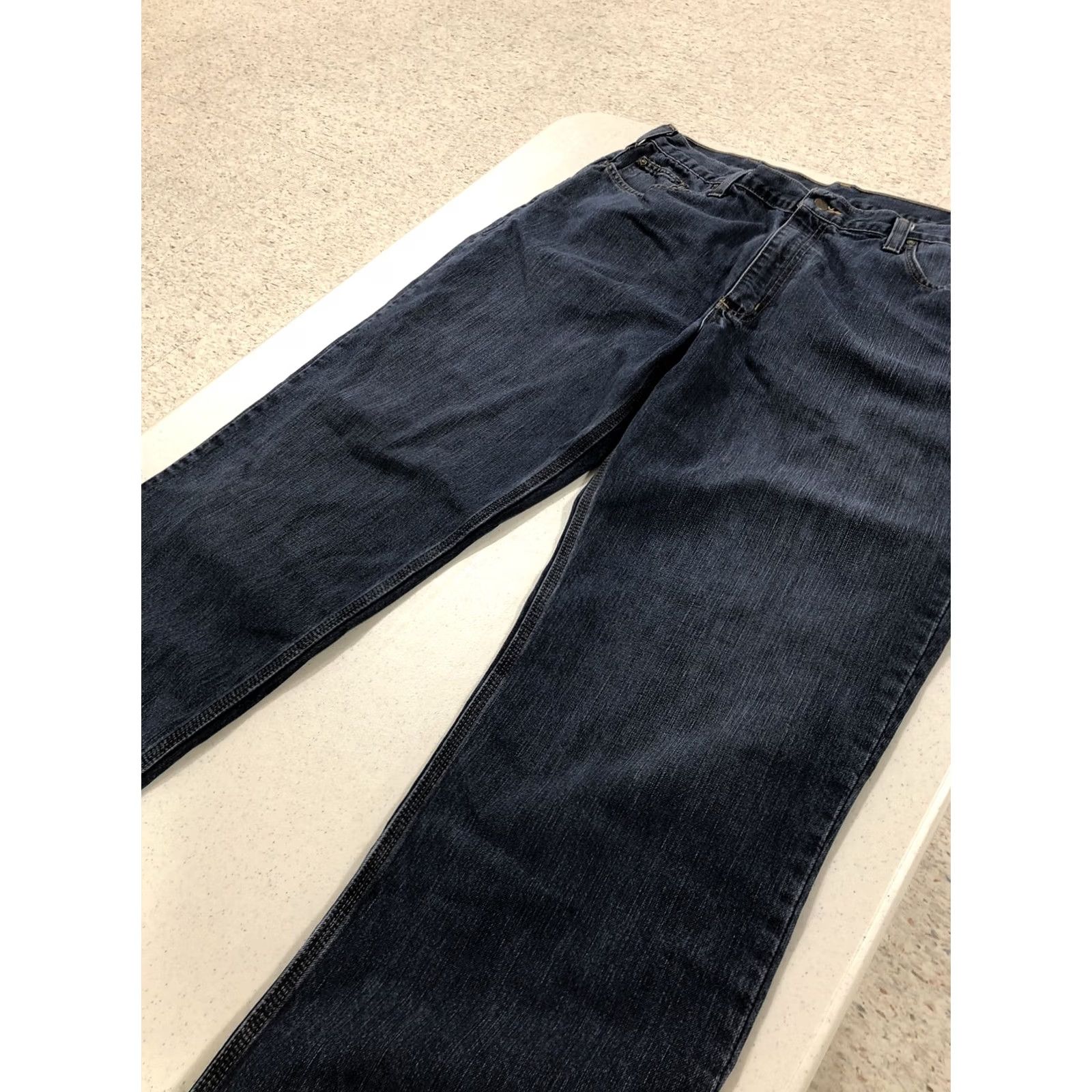 Carhartt CARHARTT Relaxed Fit Straight Leg Jeans Mens 40x31 Medium Wash Blue 100% Cotton Size US 40 / EU 56 - 7 Thumbnail