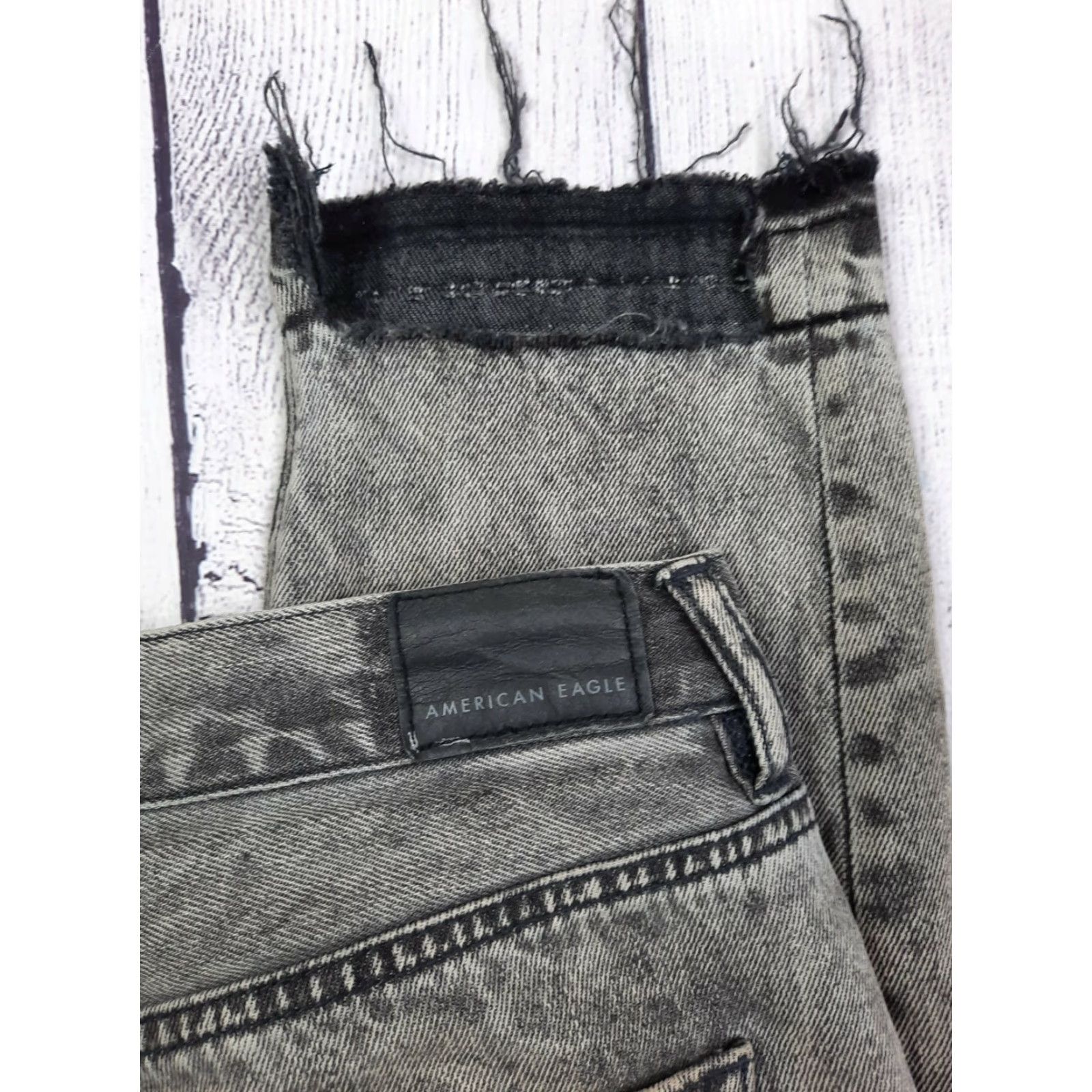 American Eagle Outfitters American Eagle Outfitters Mom Jeans Denim Size 27" / US 4 / IT 40 - 6 Thumbnail