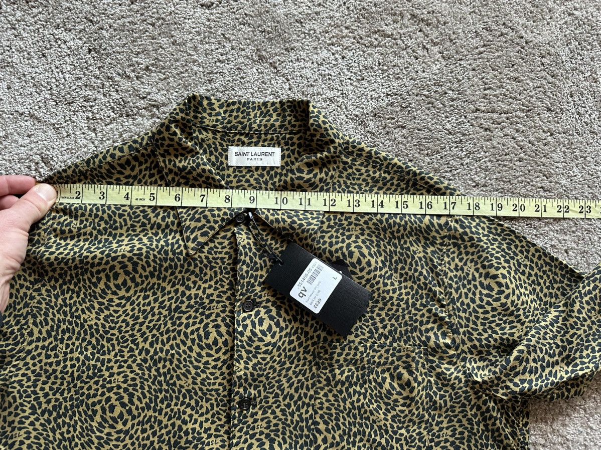 Saint Laurent Paris $1k 🤑 SS23 Saint Laurent logo leopard print shirt camp Size US L / EU 52-54 / 3 - 3 Thumbnail