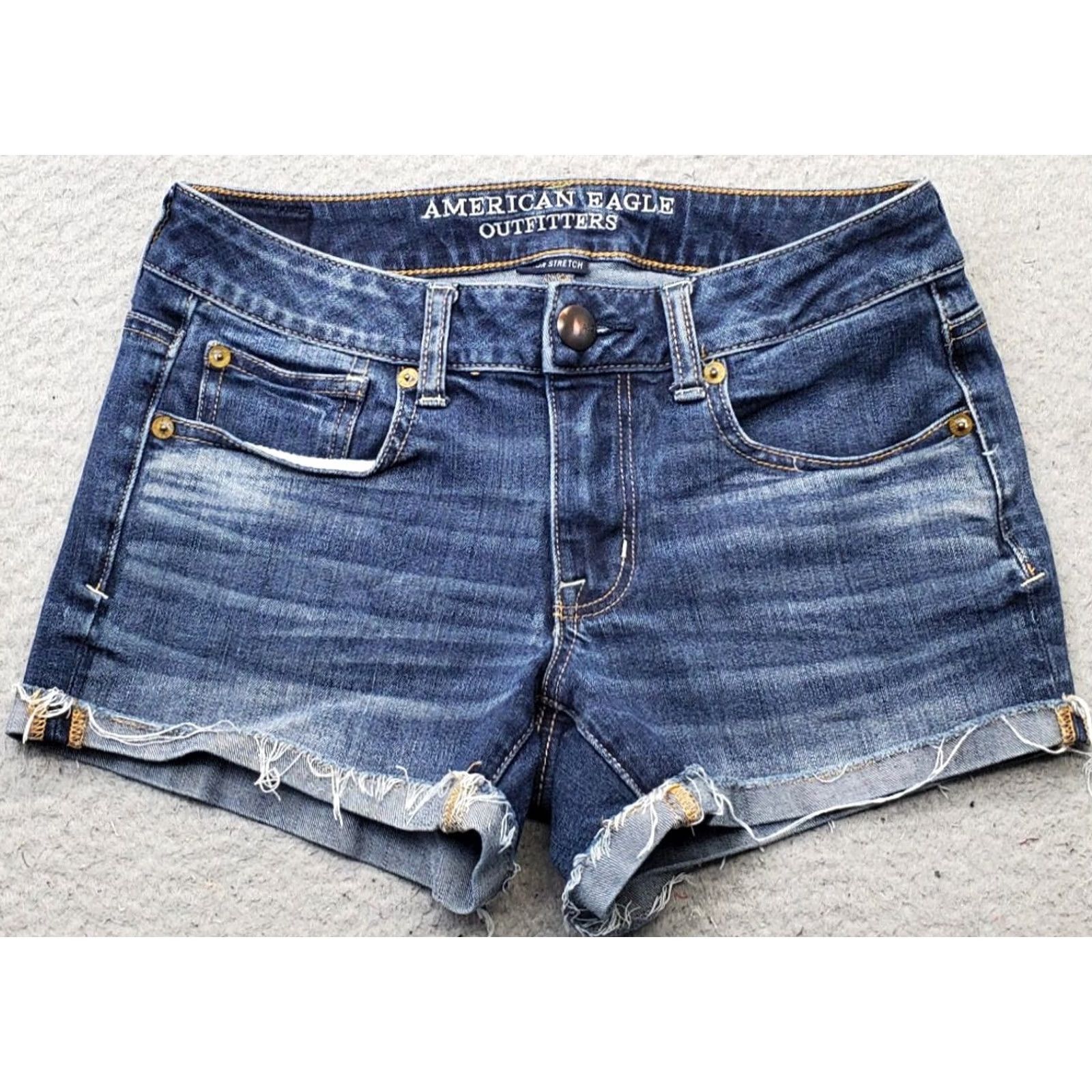 American Eagle Outfitters American Eagle Outfitters Shortie Shorts Womens 2 Blue Stretch Cuffed Whiskered Denim 5-Pocket Regular Fit, Casual, Summer Womens Size 2 Blue Size 26" / US 2 / IT 38 - 2 Thumbnail