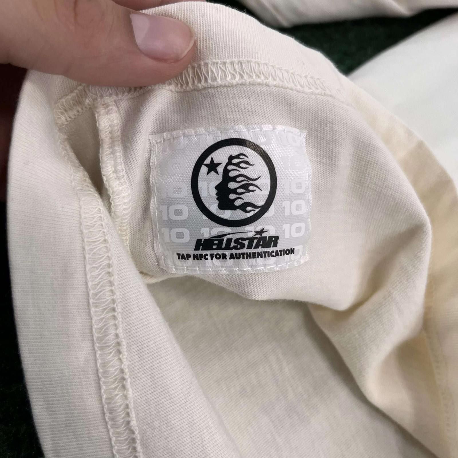 HELLSTAR Hellstar Cursive White Logo Longsleeve New Size US S / EU 44-46 / 1 - 7 Thumbnail