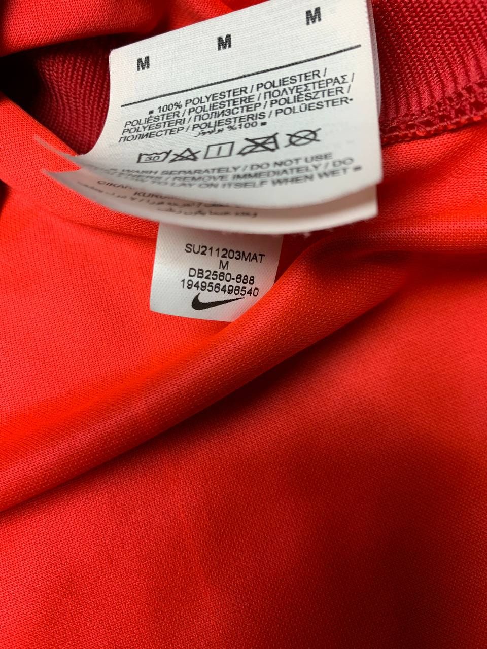 Nike 2021-22 LIVERPOOL HOME JERSEY SOCCER JERSEY NIKE Size US M / EU 48-50 / 2 - 4 Thumbnail
