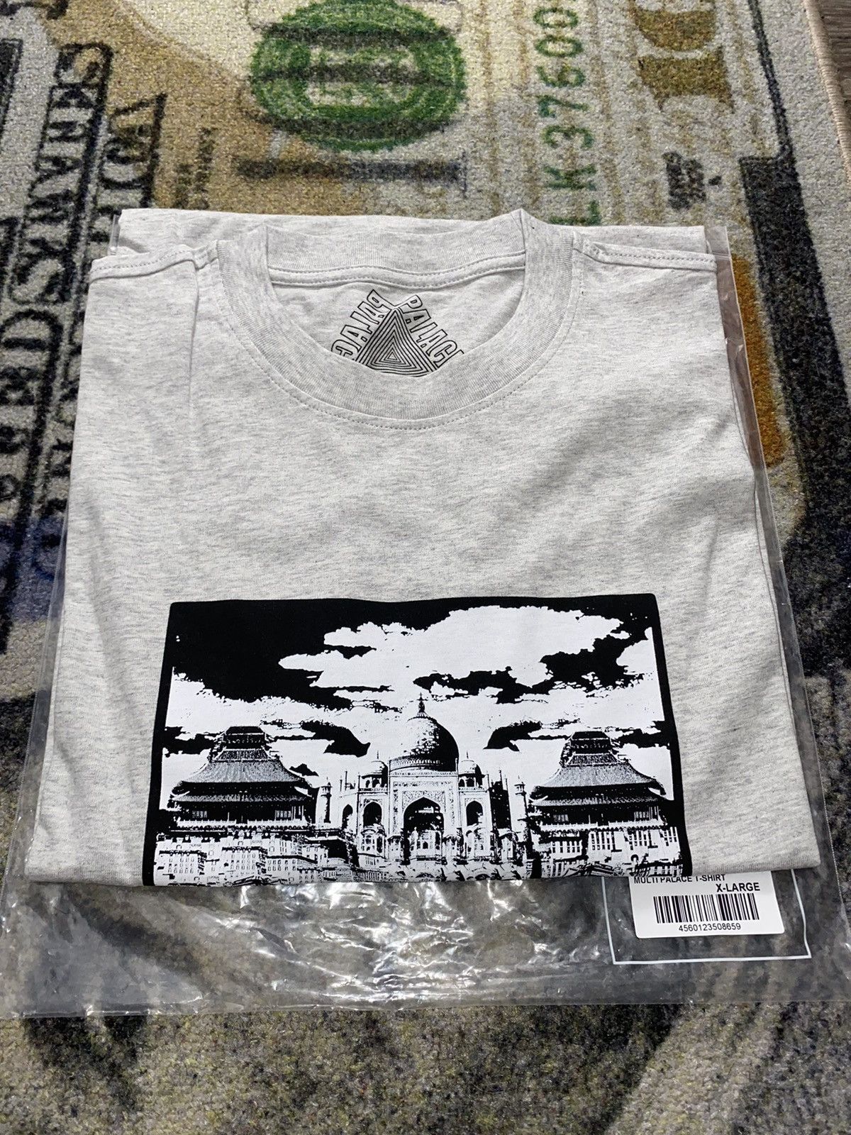 Palace Multi Palace T-Shirt Size US XL / EU 56 / 4 - 1 Thumbnail