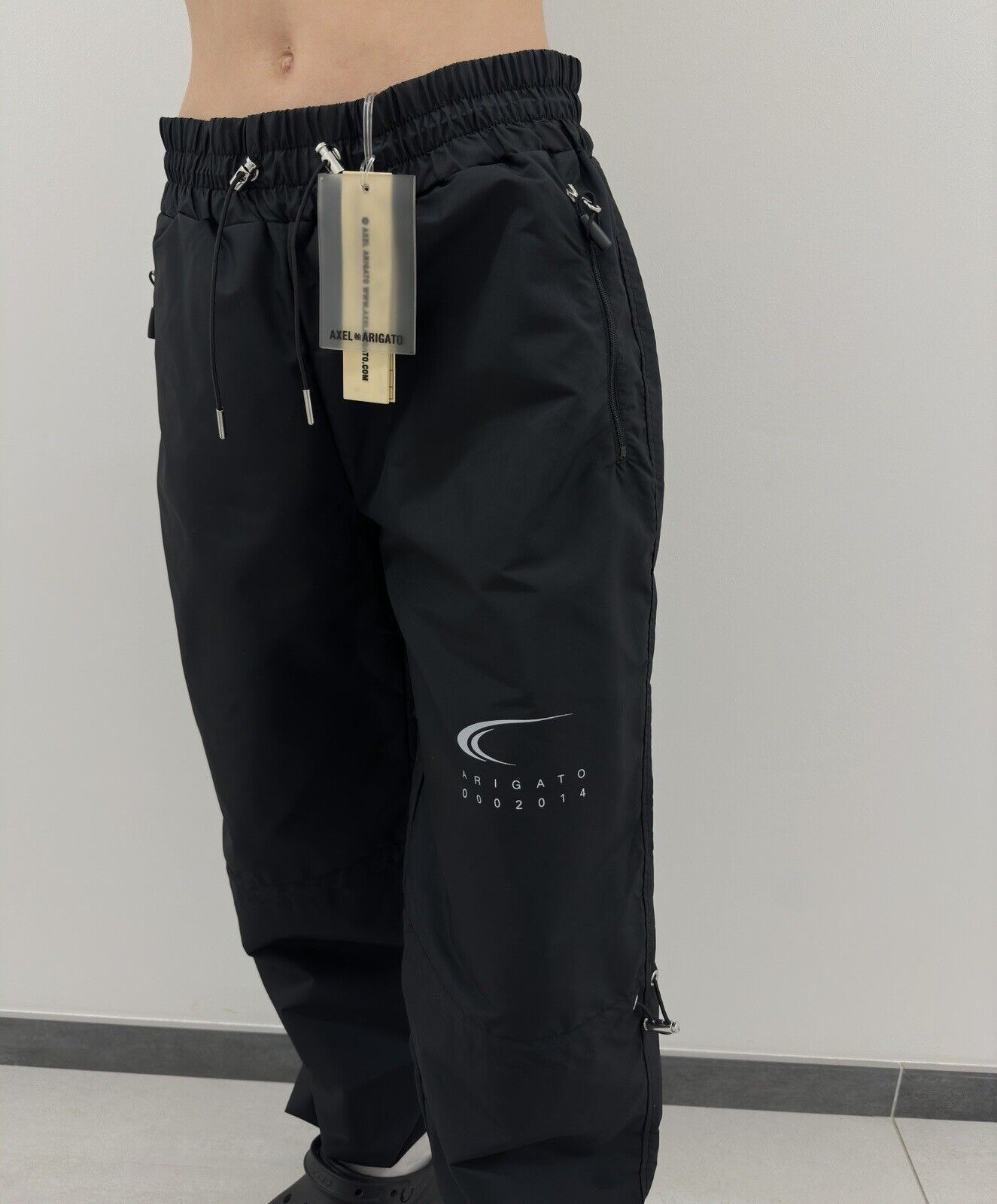 Axel Arigato Axel Arigato Atlas Track Pants Women’s Black Track Unisex Size 26" / US 2 / IT 38 - 5 Thumbnail