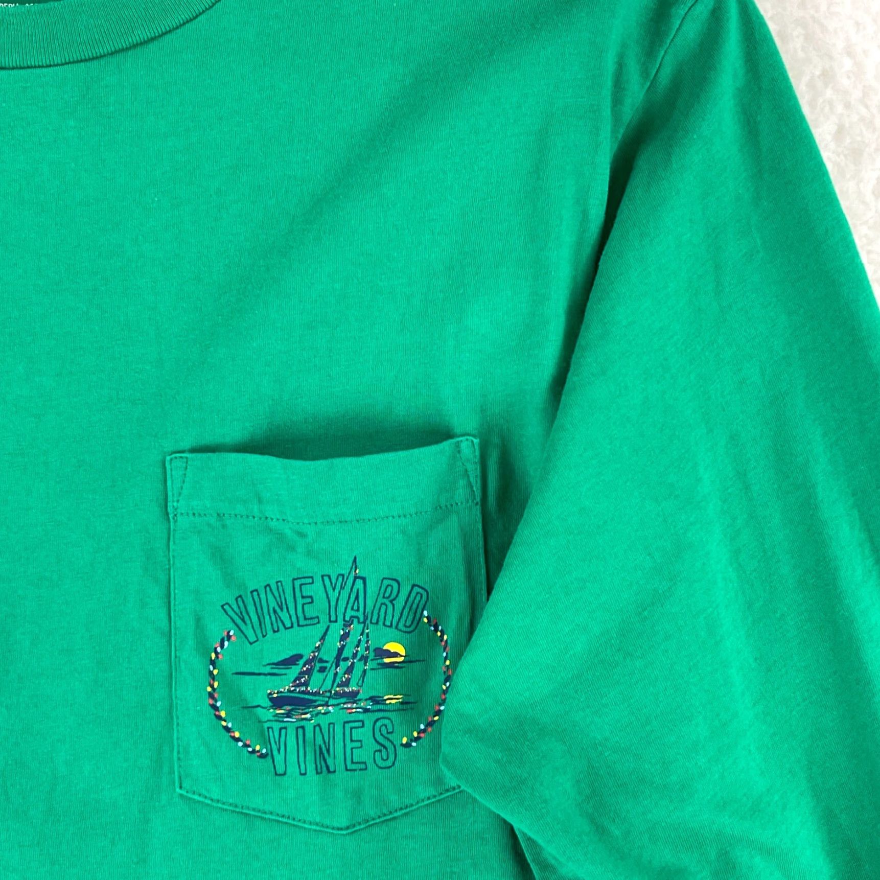 Vineyard Vines Vineyard Vines Green Graphic Print Long Sleeve T-Shirt Mens XS Crew Neck Size US XS / EU 42 / 0 - 5 Thumbnail