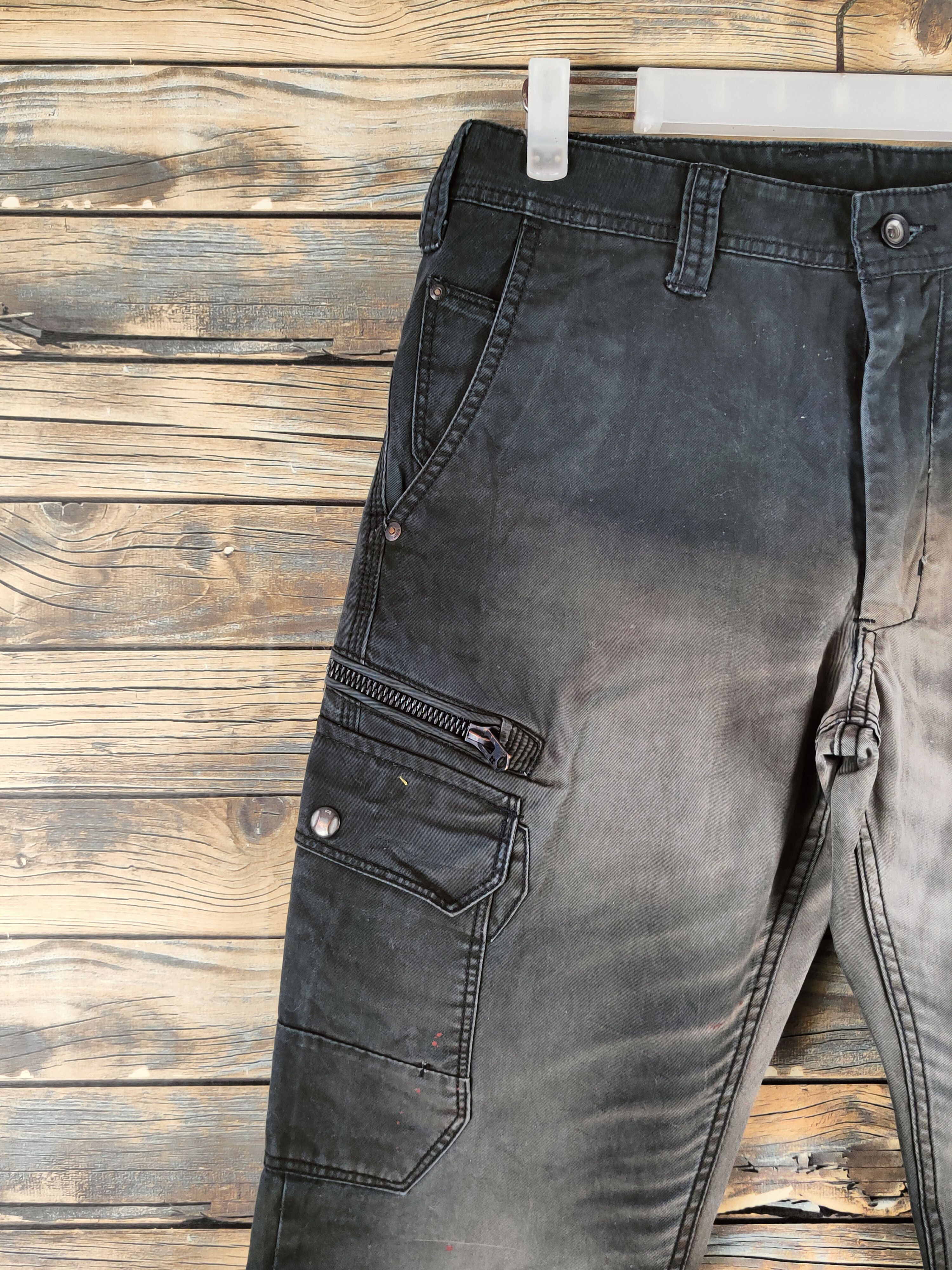 Japanese Brand DL Evenriver Black Faded Multipocket Cargo Pants #46-361 Size US 30 / EU 46 - 3 Thumbnail