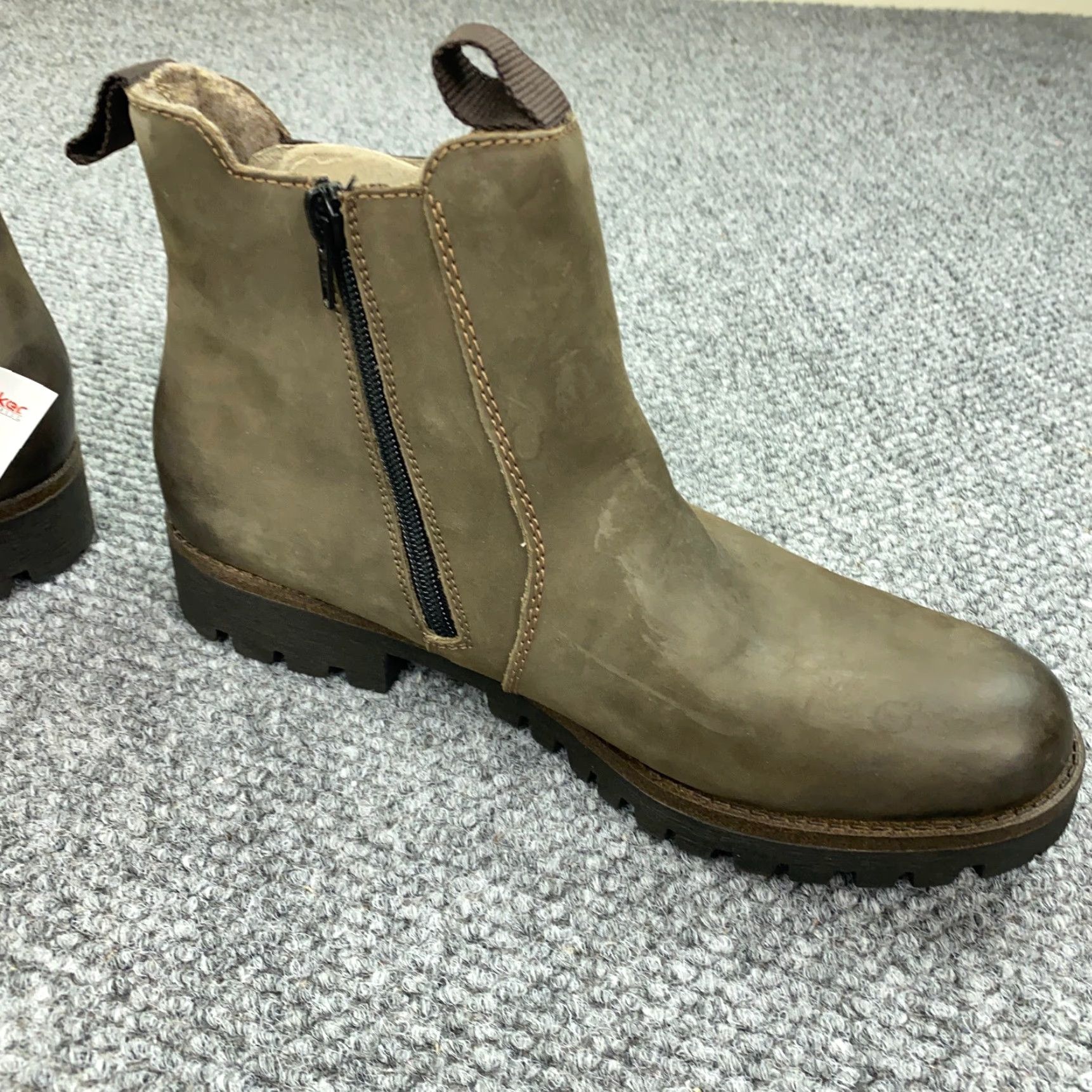 Rieker VINTAGE Rieker Chelsea Boots Women Size 10 Brown Leather Ankle Zip Flat Casual Winter Size US 10 / IT 40 - 7 Thumbnail
