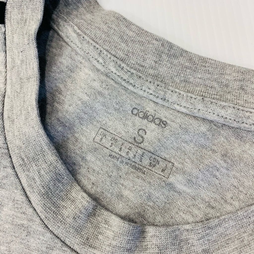 Adidas Adidas Gray T-shirts size S Size S / US 4 / IT 40 - 6 Thumbnail