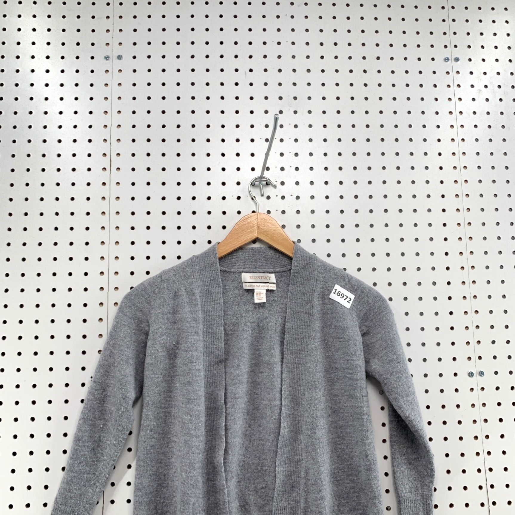 Ellen Tracy Ellen Tracy Cardigan Adult XS Gray 100% Merino Wool Womens Size XS / US 0-2 / IT 36-38 - 2 Thumbnail