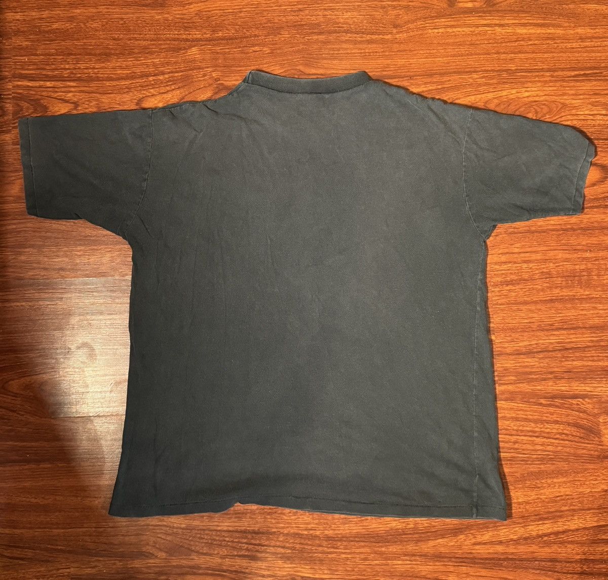Nirvana × Vintage Rare Vintage 1991 Nirvana “Vestibule” T-shirt: First Edition Size US M / EU 48-50 / 2 - 2 Thumbnail