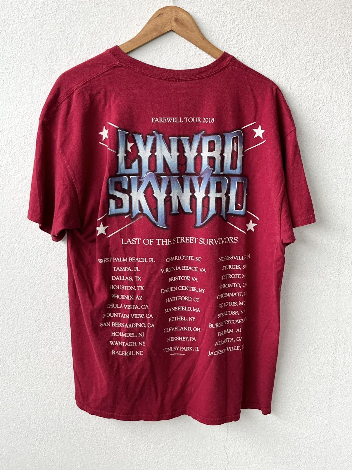 Band Tees Lynyrd Skynyrd 2018 Farewell Tour Band Tee Oversized Shirts Size US XL / EU 56 / 4 - 6 Thumbnail
