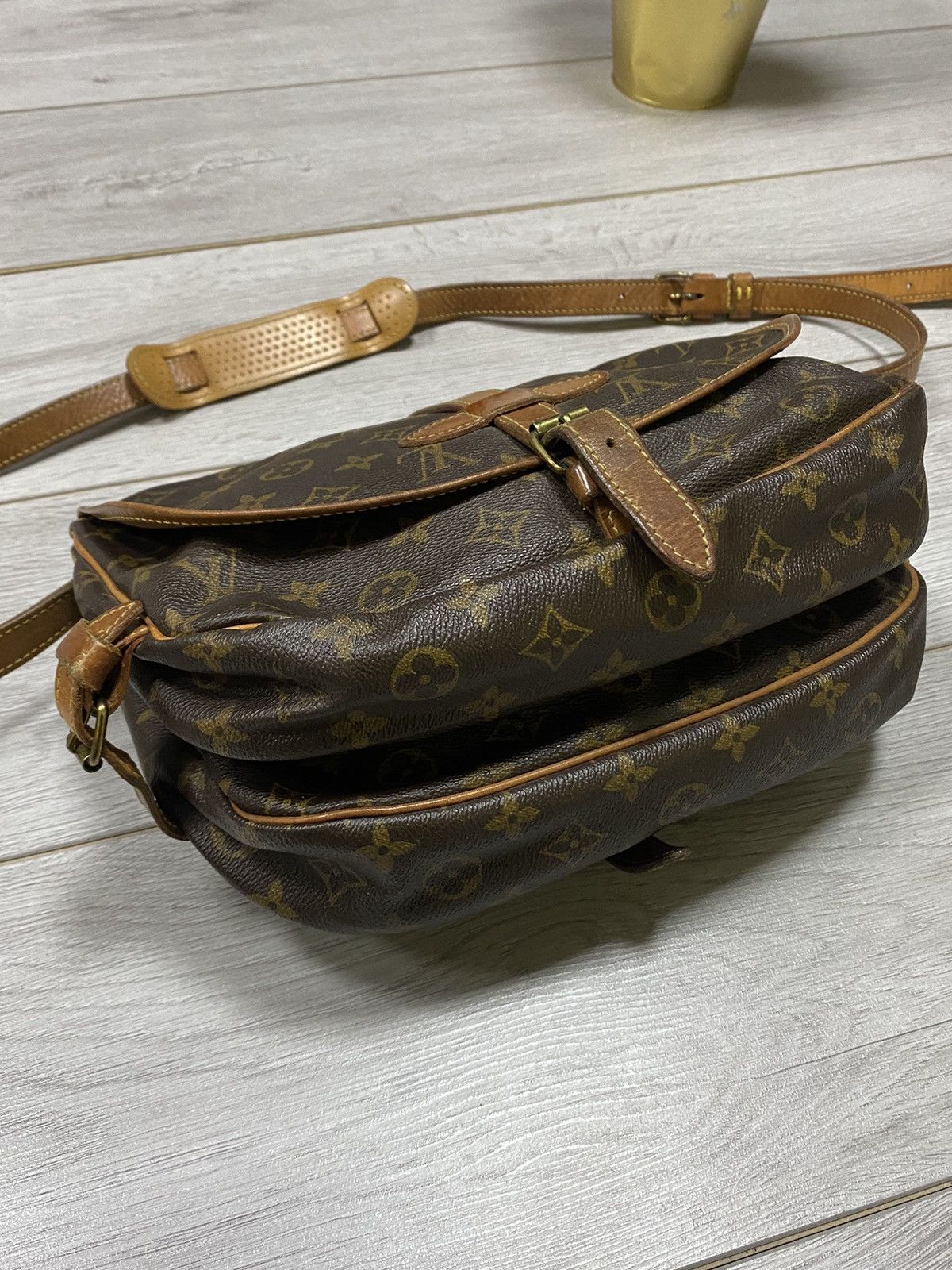 Louis Vuitton Louis Vuitton saumur crossbody bag LV monogram Size ONE SIZE - 8 Thumbnail