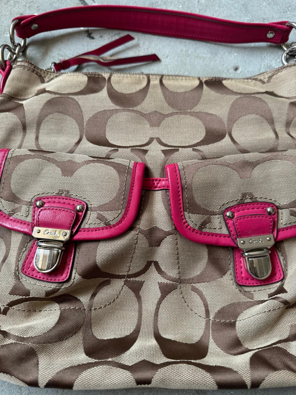 Coach Coach 2Way Signature Hobo Daisy Shoulder Bag Beige/Pink Size ONE SIZE - 4 Thumbnail
