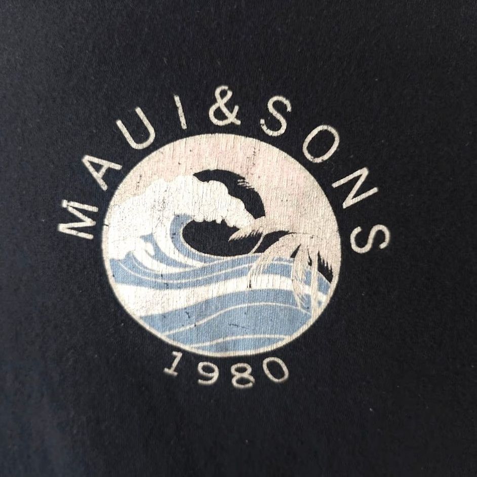 Vintage VINTAGE Maui & Sons T Shirt Mens Size Medium Black Hawaii Surfer Tee RELAXED Fit Size US M / EU 48-50 / 2 - 3 Thumbnail