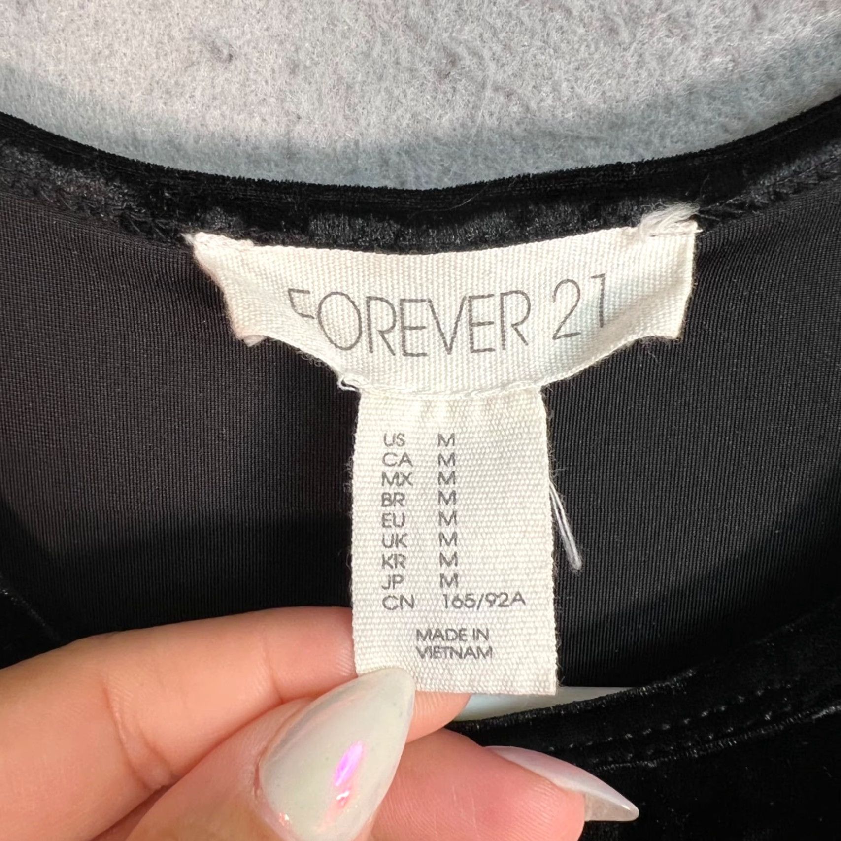 Forever 21 FOREVER 21 Womens Midi Velvet Sleeveless Bodycon Dress Black M Size M / US 6-8 / IT 42-44 - 3 Thumbnail