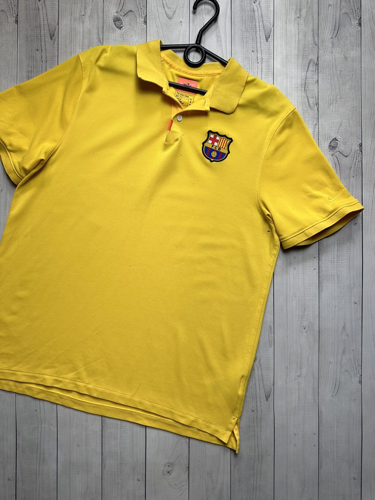 Nike × Vintage Nike Barcelona soccer polo yellow size M Size US M / EU 48-50 / 2 - 2 Thumbnail