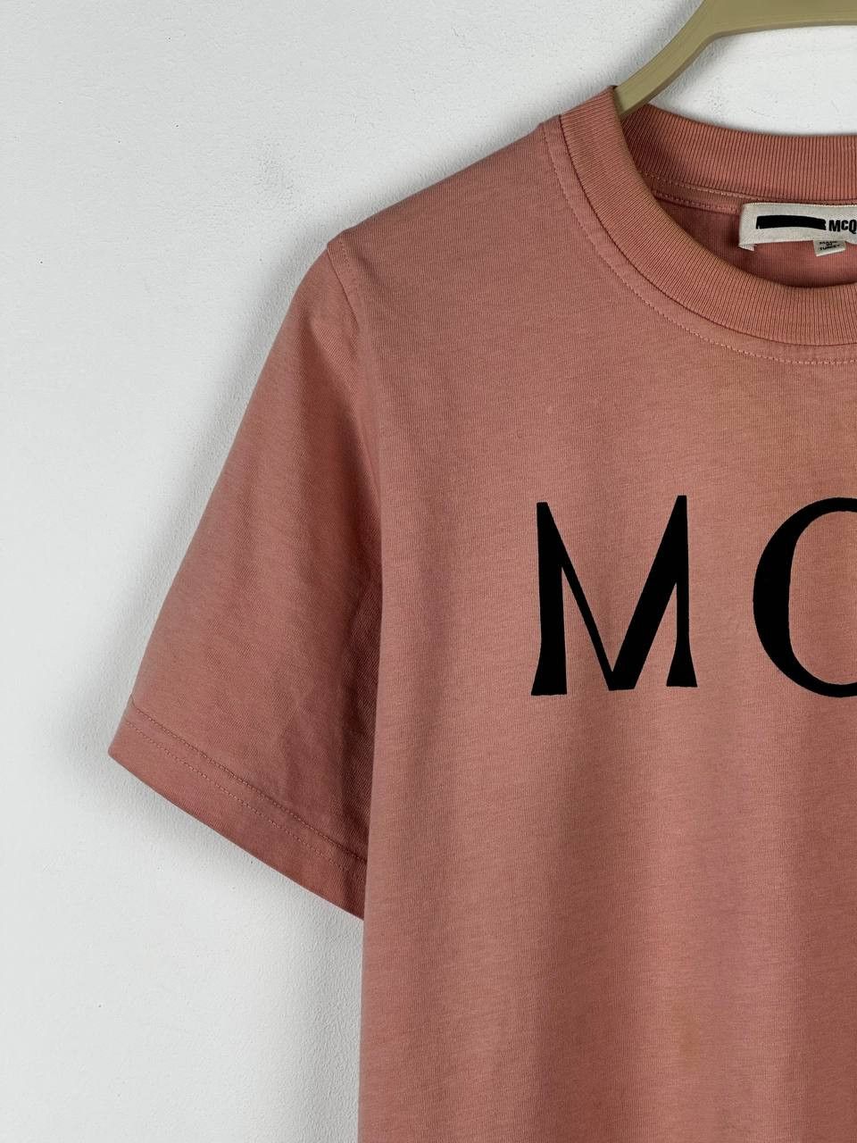 Alexander McQueen × MCQ Alexander Mcquine MCQ Pink Big Logo T Shirt Size S / US 4 / IT 40 - 5 Thumbnail