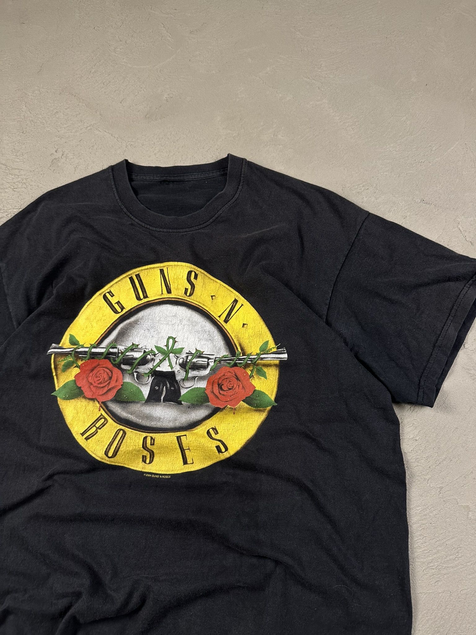 Band Tees 2004 Guns N' Roses Rock Band Promo T-shirt Size US M / EU 48-50 / 2 - 7 Thumbnail