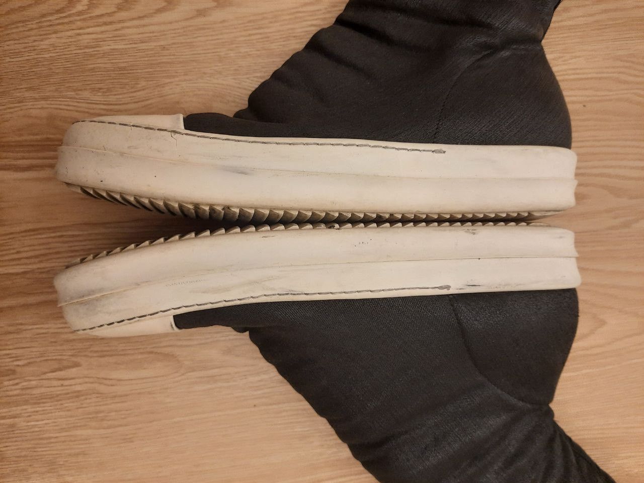 Rick Owens Drkshdw Waxed Sock Sneakers Size US 7 / EU 40 - 7 Thumbnail