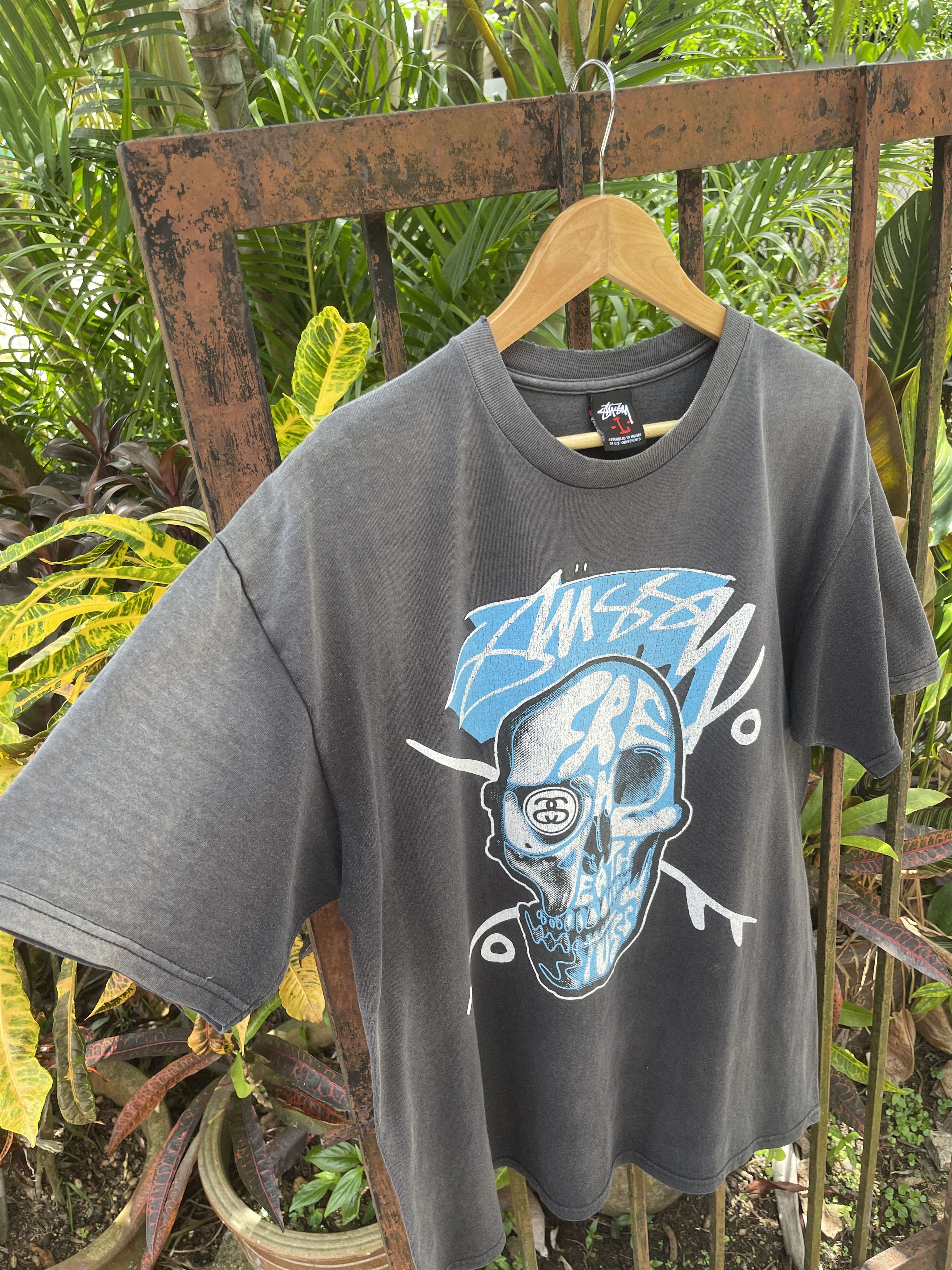 Stussy Rare🔥Vtg Stussy Fresh&Death Skulls Sun Faded Tee Size US L / EU 52-54 / 3 - 3 Thumbnail