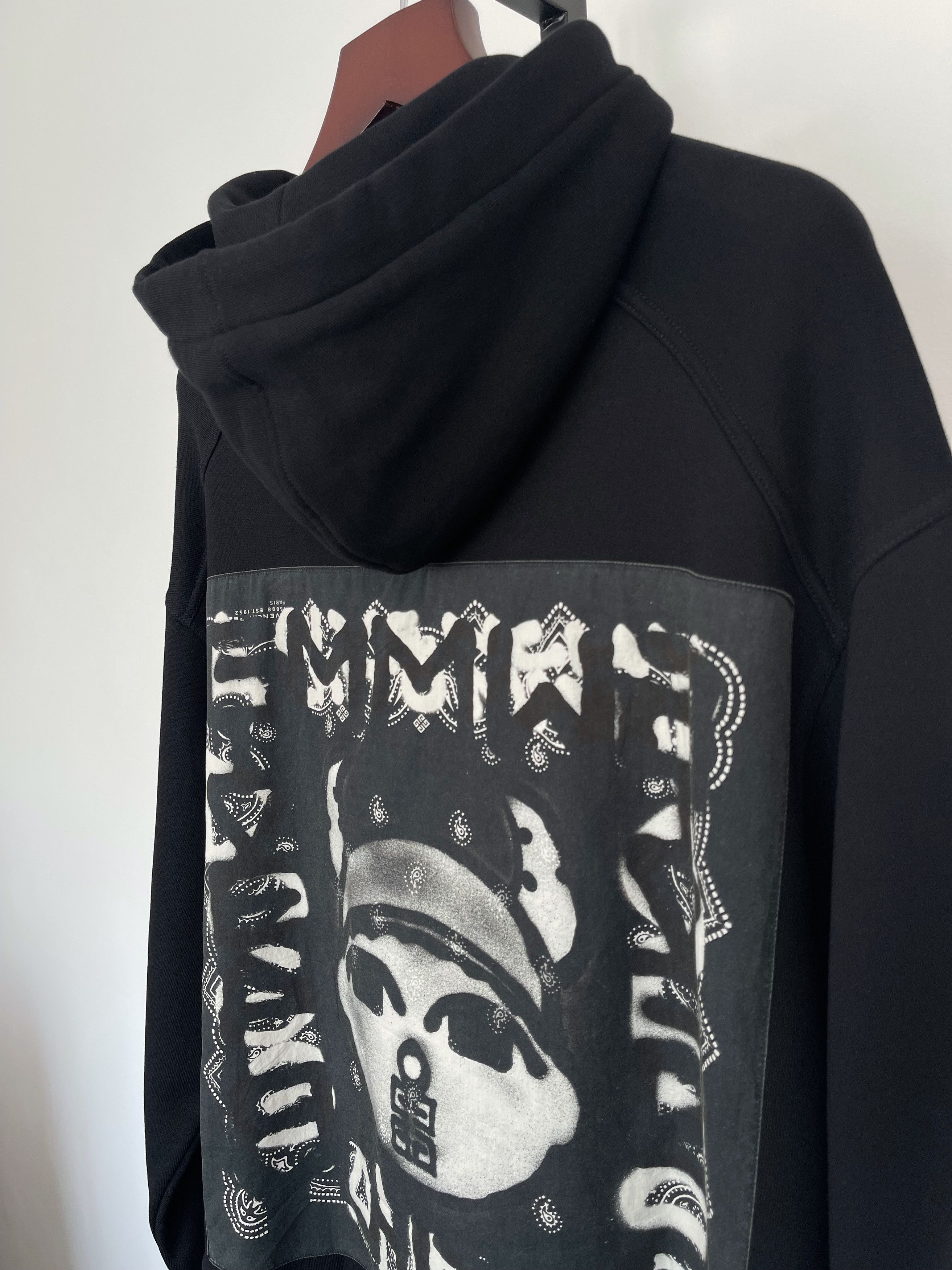 Chito × Givenchy RARE Embroidered 4G Chito Boy Graffiti Bandana Hoodie SS22 Size US XXS / EU 40 - 1 Thumbnail