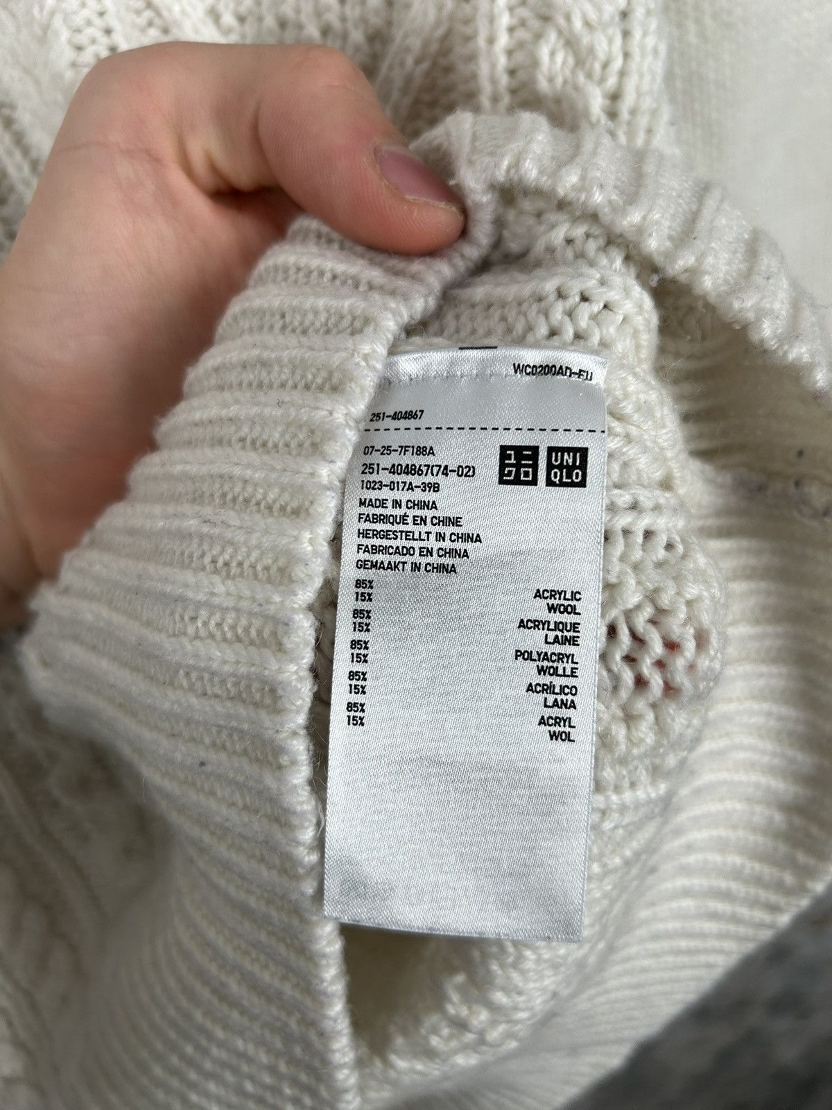 JW Anderson × Uniqlo J.W. Anderson x Uniqlo Knitted Cream Sweater Hype Rare Size US L / EU 52-54 / 3 - 6 Thumbnail