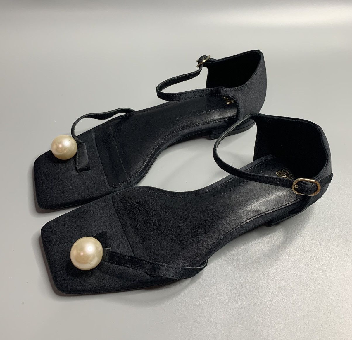 Toteme Toteme Black Sandals With Pearl Size US 8 / IT 38 - 2 Thumbnail