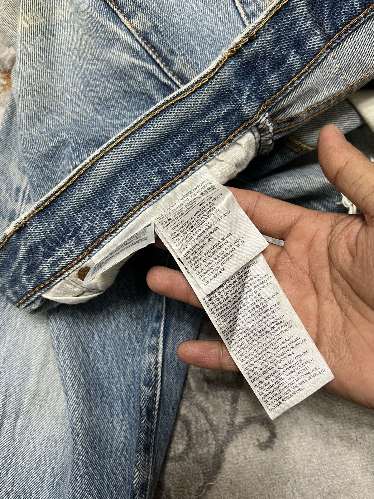 Levi's × Levi's Vintage Clothing LEVIS 501 32 x 30 DISTRESSED JEANS DENIM Size US 31 - 11 Thumbnail