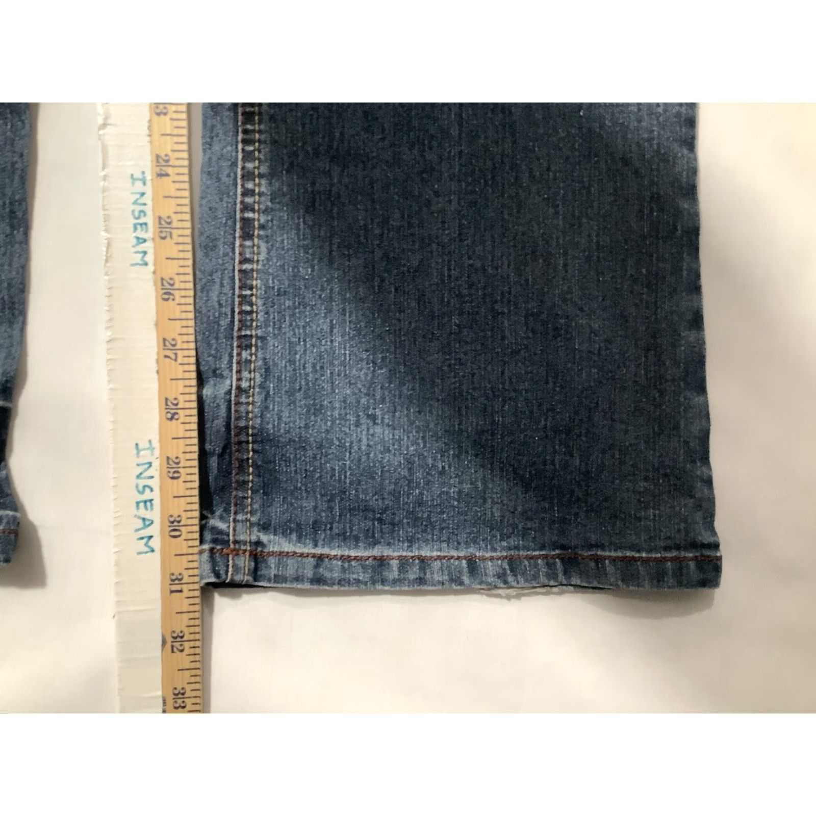 Vintage Bongo Jeans Blue Size 7 Regular Bootcut Womens Denim Embroidered Pockets Vintage Size 28" / US 6 / IT 42 - 7 Thumbnail